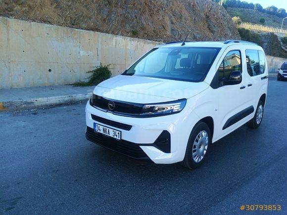 Galeriden Opel Combo 1.5 CDTI Edition Plus 2025 Model İstanbul