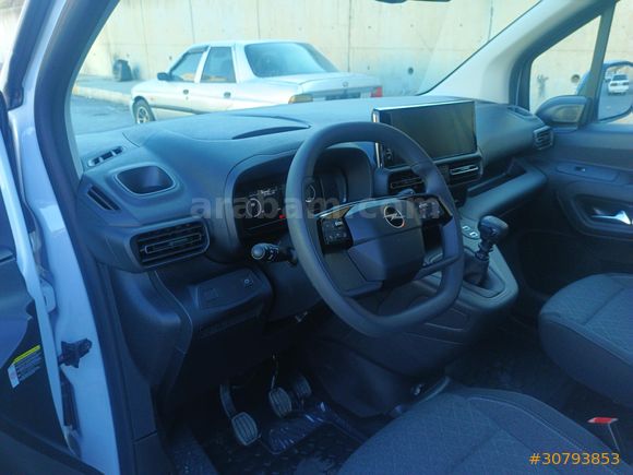 Galeriden Opel Combo 1.5 CDTI Edition Plus 2025 Model İstanbul