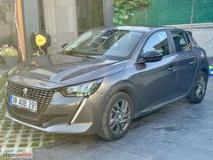 OTOMONLİNE 2022 PEUGEOT 208 OTOMATİK 77.000 Km YENİ KASA