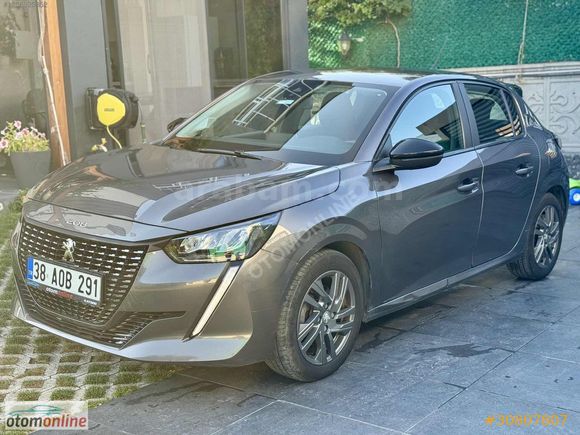 OTOMONLİNE 2022 PEUGEOT 208 OTOMATİK 77.000 Km YENİ KASA