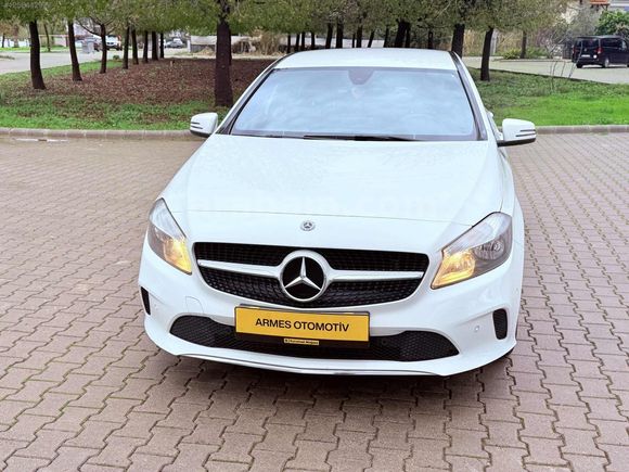 NOKTA HATASIZ BOYASIZ EMSALSİZ OTOMATİK MERCEDES A 180 STYLE 122