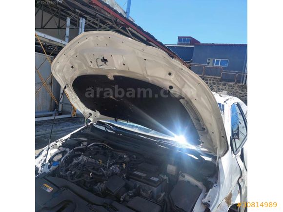 2023 model Corolla 1.5 HURDA BELGELİDİR TRAFİĞE ÇIKMAZ