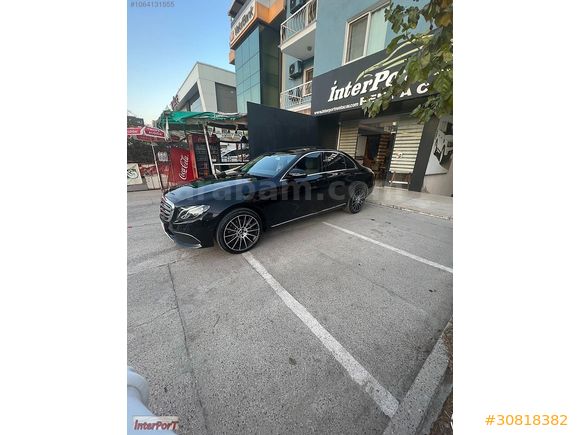 İZMİR LÜKS ARAÇ RENT A CAR'DAN E 220 4 MATİC