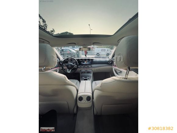 İZMİR LÜKS ARAÇ RENT A CAR'DAN E 220 4 MATİC