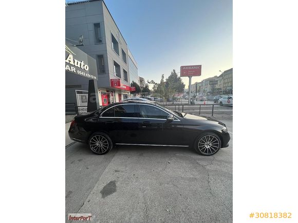 İZMİR LÜKS ARAÇ RENT A CAR'DAN E 220 4 MATİC