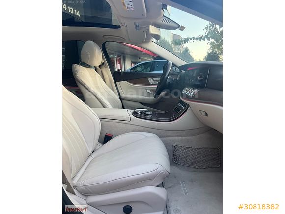 İZMİR LÜKS ARAÇ RENT A CAR'DAN E 220 4 MATİC