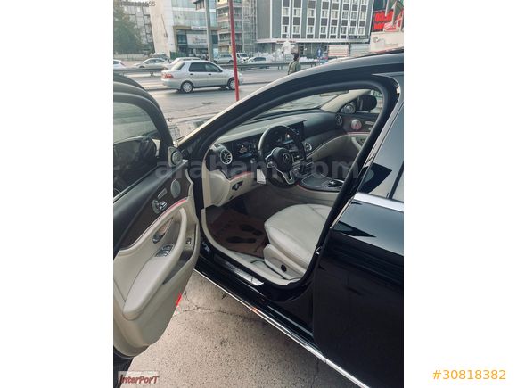 İZMİR LÜKS ARAÇ RENT A CAR'DAN E 220 4 MATİC