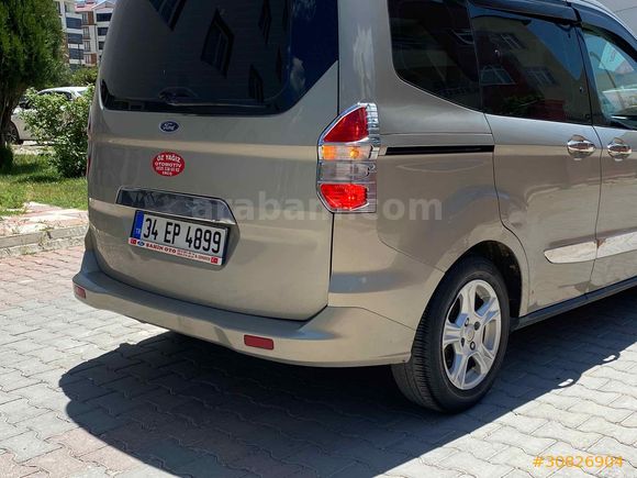 Galeriden Ford Tourneo Courier 1.6 TDCi Deluxe 2017 Model Van