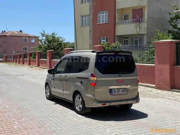 Galeriden Ford Tourneo Courier 1.6 TDCi Deluxe 2017 Model Van