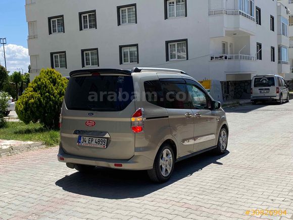 Galeriden Ford Tourneo Courier 1.6 TDCi Deluxe 2017 Model Van