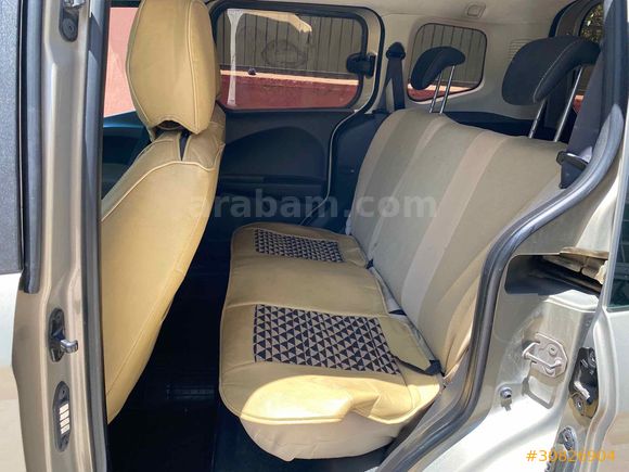 Galeriden Ford Tourneo Courier 1.6 TDCi Deluxe 2017 Model Van