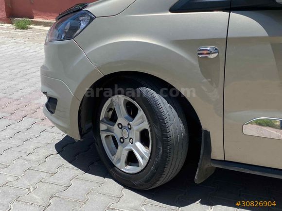 Galeriden Ford Tourneo Courier 1.6 TDCi Deluxe 2017 Model Van