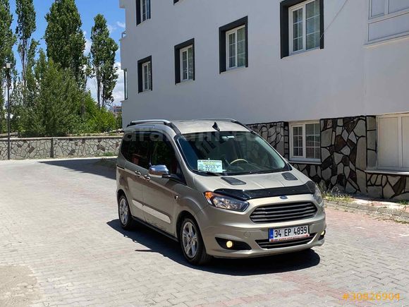 Galeriden Ford Tourneo Courier 1.6 TDCi Deluxe 2017 Model Van
