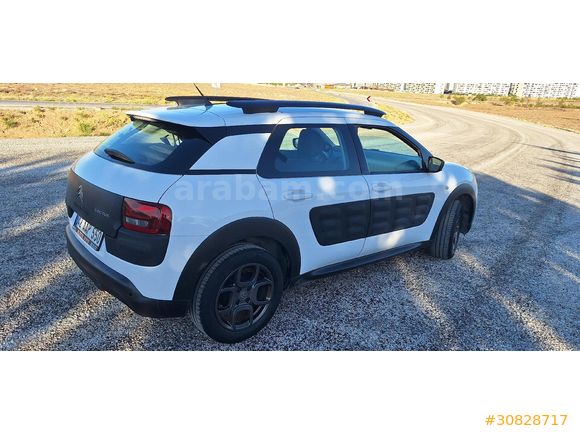 Sahibinden Citroen C4 Cactus 1.2 PureTech Feel 2017 Model