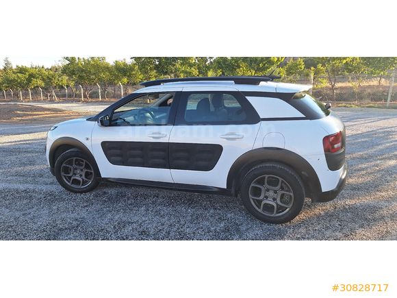 Sahibinden Citroen C4 Cactus 1.2 PureTech Feel 2017 Model