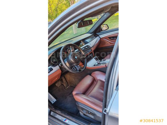 Sahibinden BMW 5 Serisi 520i M Sport 2014 Model  263.000 km Füme
