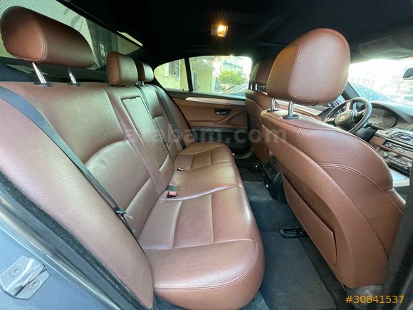 Sahibinden BMW 5 Serisi 520i M Sport 2014 Model  263.000 km Füme