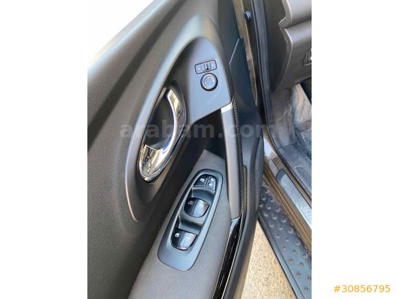 Sahibinden Renault Kadjar 1.2 TCe Touch 2015 Model 