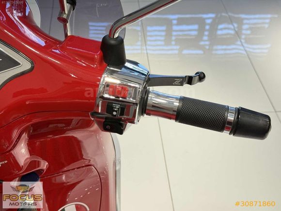 2023 VESPA PRİMAVERA 150 RED PRODUCT ÖZEL SERİİ