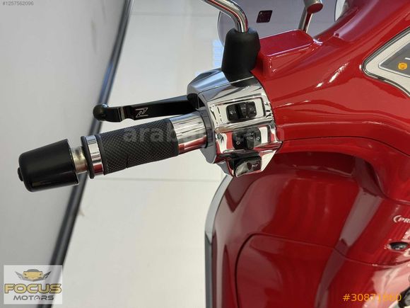 2023 VESPA PRİMAVERA 150 RED PRODUCT ÖZEL SERİİ