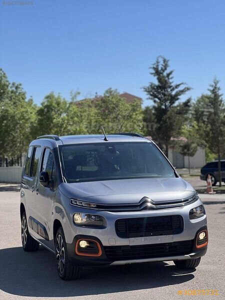 Galeriden Citroen Berlingo 1.5 BlueHDI Shine Bold 2023 Model Aksaray 42.000 km Gri