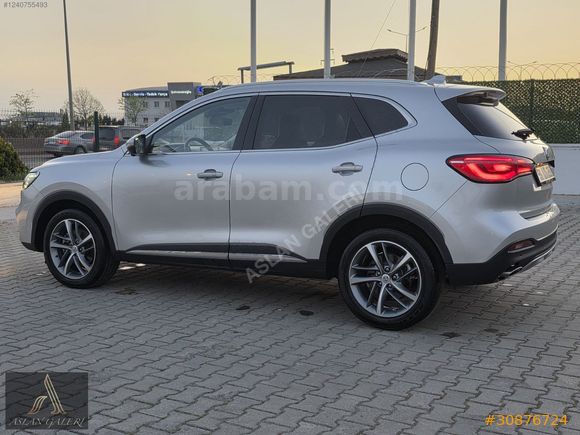 ASLAN GALERİDEN 2024MODEL HENÜZ 8 BİN KM'DE EN FULL PAKET MG HS