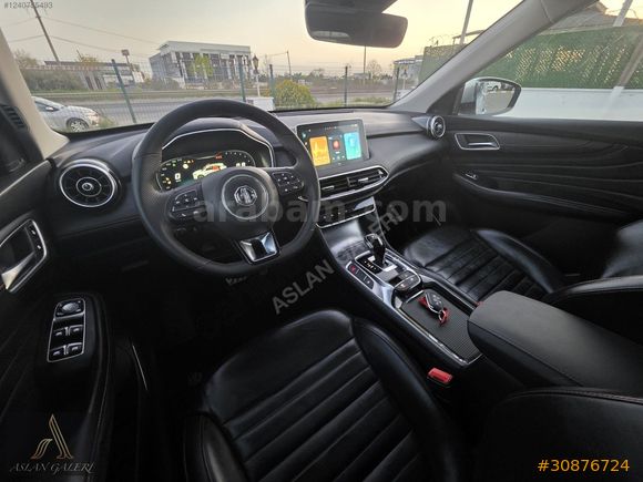 ASLAN GALERİDEN 2024MODEL HENÜZ 8 BİN KM'DE EN FULL PAKET MG HS