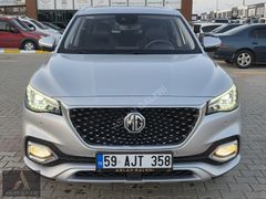 ASLAN GALERİDEN 2024MODEL HENÜZ 8 BİN KM'DE EN FULL PAKET MG HS