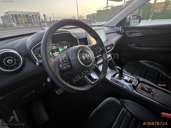 ASLAN GALERİDEN 2024MODEL HENÜZ 8 BİN KM'DE EN FULL PAKET MG HS