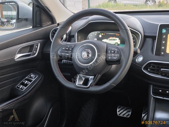 ASLAN GALERİDEN 2024MODEL HENÜZ 8 BİN KM'DE EN FULL PAKET MG HS
