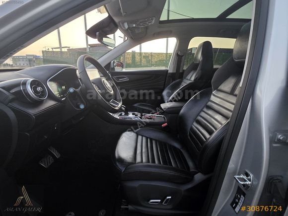 ASLAN GALERİDEN 2024MODEL HENÜZ 8 BİN KM'DE EN FULL PAKET MG HS