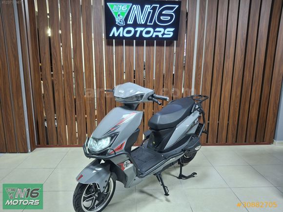 ARORA ZR1 ELEKTRİKLİ SCOOTER 9/12 TAKSİT FIRSATI