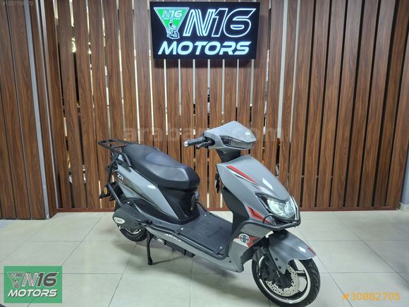 ARORA ZR1 ELEKTRİKLİ SCOOTER 9/12 TAKSİT FIRSATI