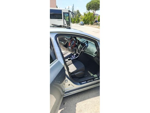 Sahibinden Opel Astra 1.3 CDTI Sport 2012 Model