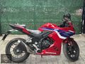 2024 MODEL CBR 500 R JİLETİNLERİ ÜZERİNDE TAKAS OLUR