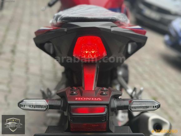 2024 MODEL CBR 500 R JİLETİNLERİ ÜZERİNDE TAKAS OLUR