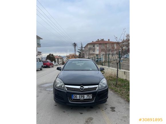 Acil Aile Arabası Opel Astra 1.6 Essentia 40 favoriye özel