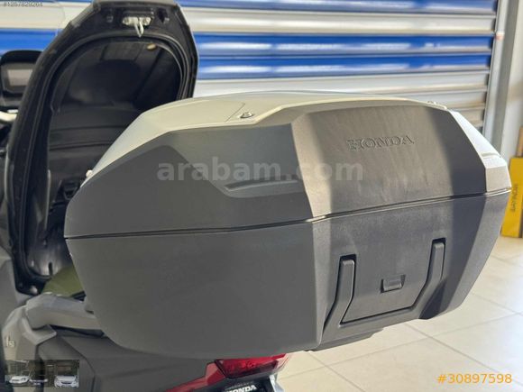 2023 MODEL HATASIZ ADV 350 - ÖZEL PLAKA - AKILLI ÇANTA DÜŞÜK KM