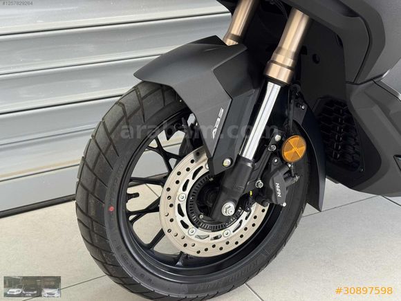 2023 MODEL HATASIZ ADV 350 - ÖZEL PLAKA - AKILLI ÇANTA DÜŞÜK KM