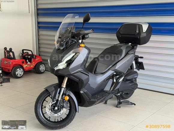 2023 MODEL HATASIZ ADV 350 - ÖZEL PLAKA - AKILLI ÇANTA DÜŞÜK KM
