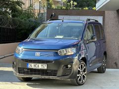 Sahibinden Fiat Doblo CAM TAVANLI  1.5 130 BG 
 Premio Plus 2023 Model 