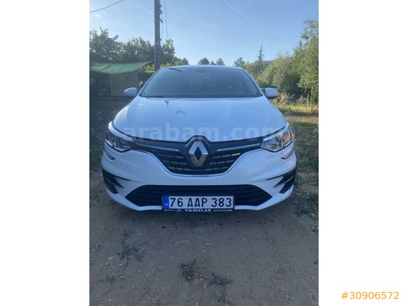 Sahibinden Renault Megane 1.3 TCe Joy Comfort 2022 Model 
