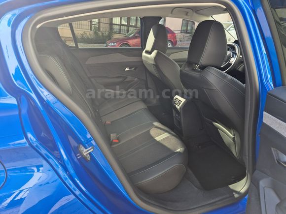 Sahibinden temiz servis bakımlı garaj arabası