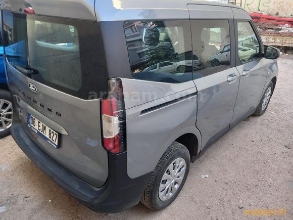 Sahibinden Ford Tourneo Courier 1.0 EcoBoost Deluxe 2024 Model