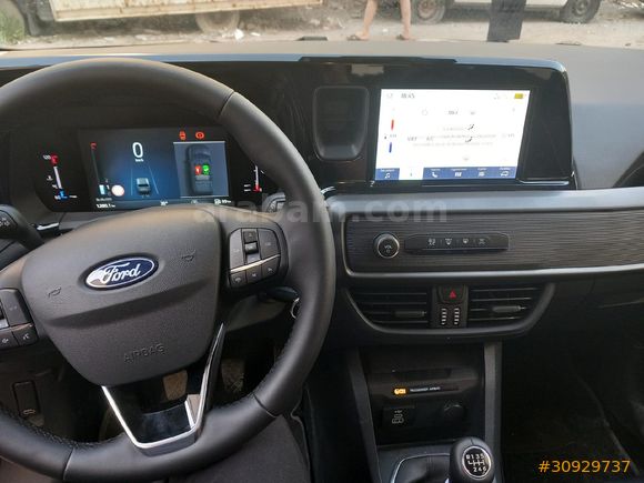 Sahibinden Ford Tourneo Courier 1.0 EcoBoost Deluxe 2024 Model