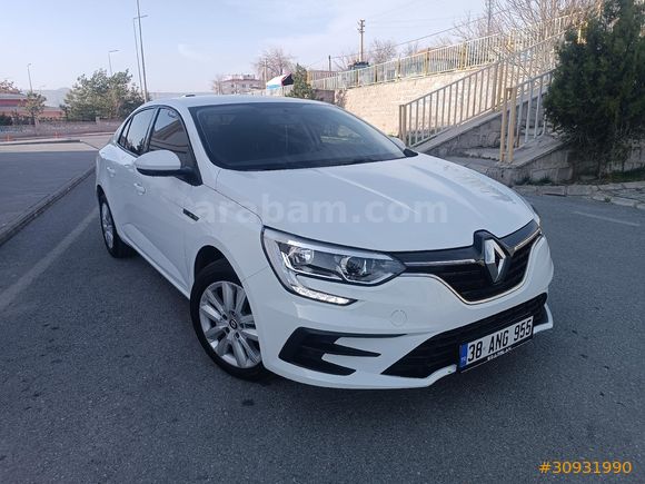 Memurdan 1.3 TCe otomatik Hatasız Servis bakımlı