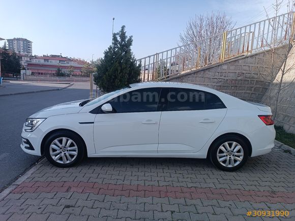 Memurdan 1.3 TCe otomatik Hatasız Servis bakımlı