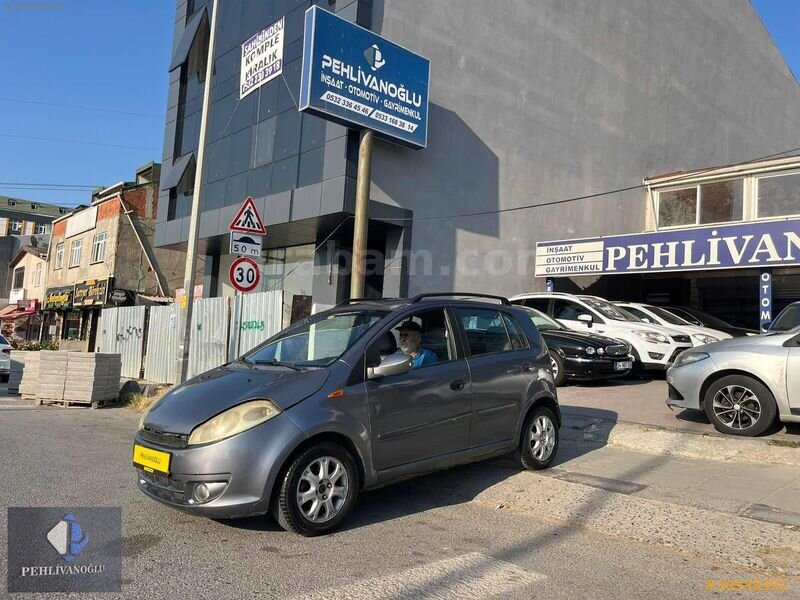 Galeriden Chery Kimo 1.3 Forza 2011 Model İstanbul 190.000 km Gri