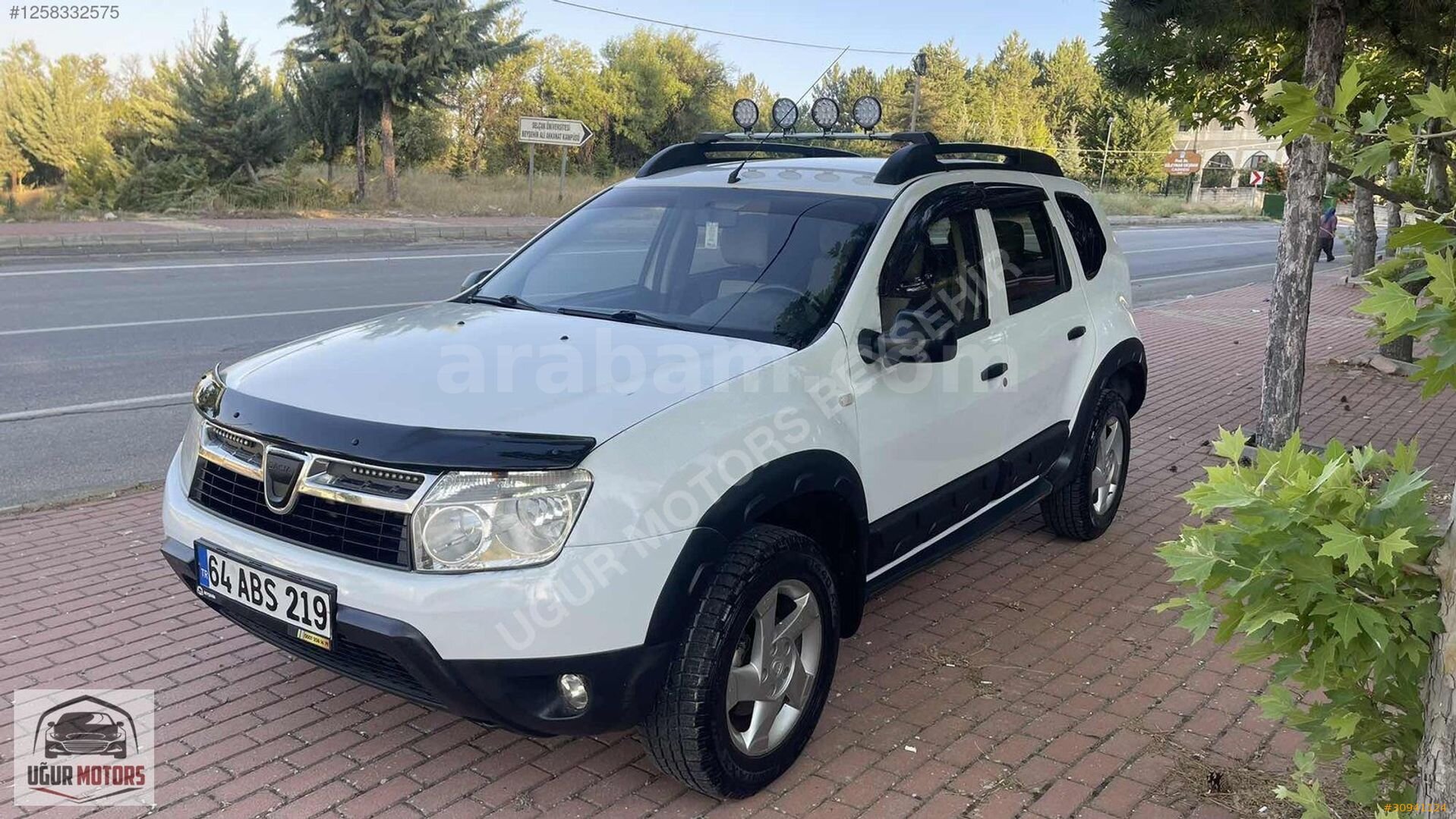 2013 model 4x2 Dacia duster 5