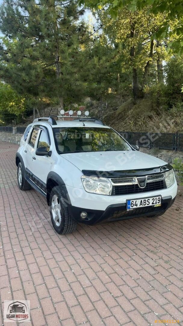 2013 model 4x2 Dacia duster 7